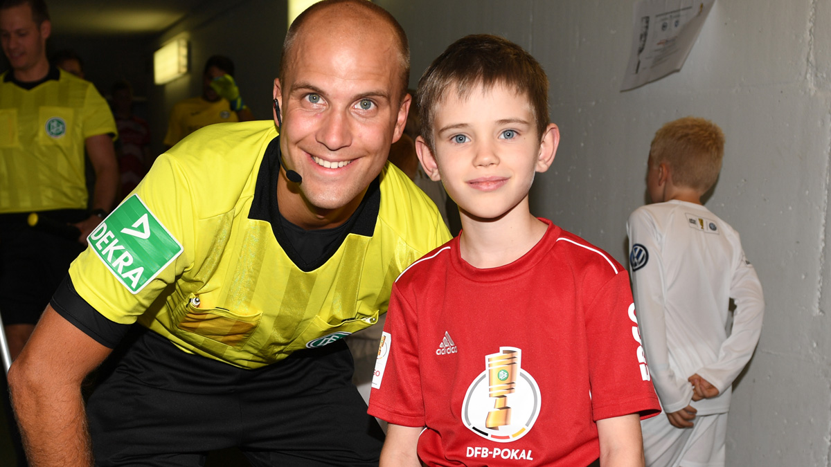 Runde_1_Luca_Stenzel_Viktoria_Berlin-Bielefeld