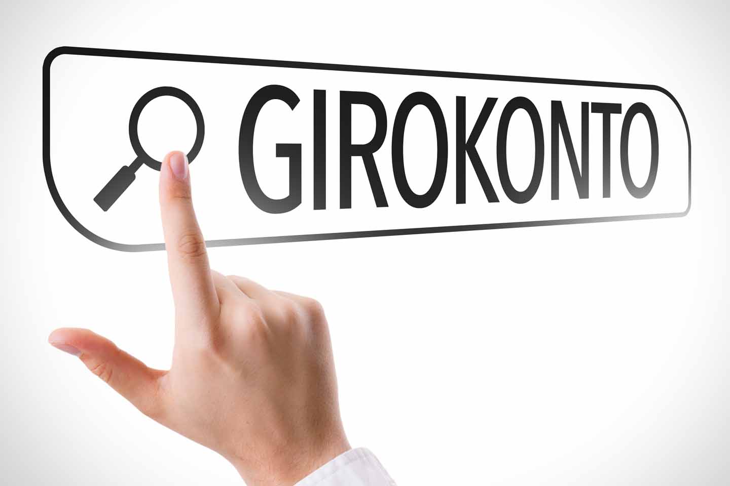In einem Suchfeld steht "Girokonto". Ein Zeigefinger tippt auf die Lupe, um die Suche zu starten.