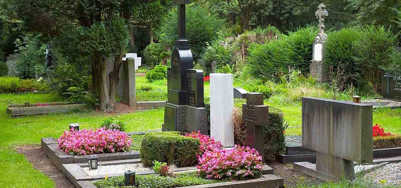 Friedhof mit Gräber